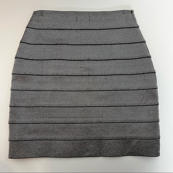 Express Silver Sparkle Bodycon Skirt - Picture 2 of 6